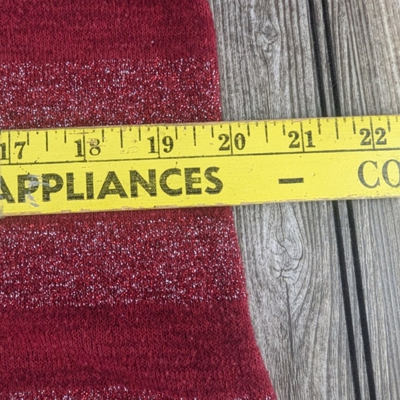 Three Seasons Maternity RED with sparkle threads size large 3/4 sleeves - Picture 6 of 7